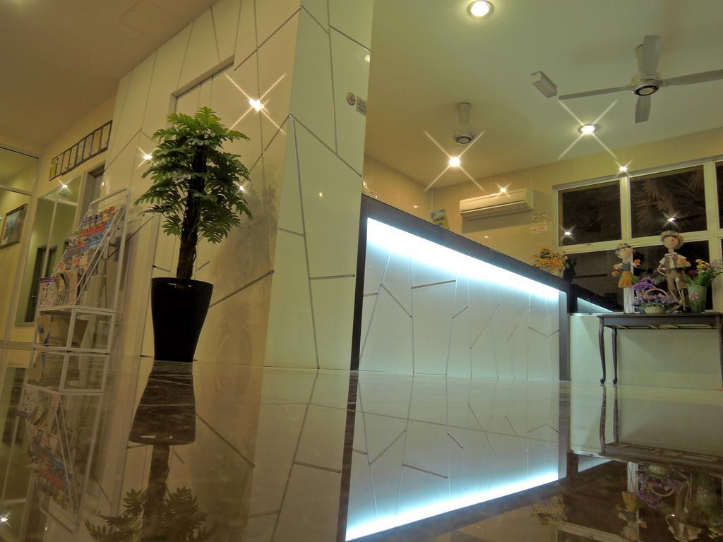 Hotel Seri Nilai Extérieur photo
