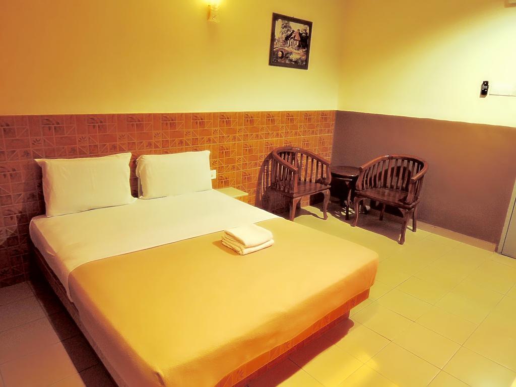 Hotel Seri Nilai Extérieur photo