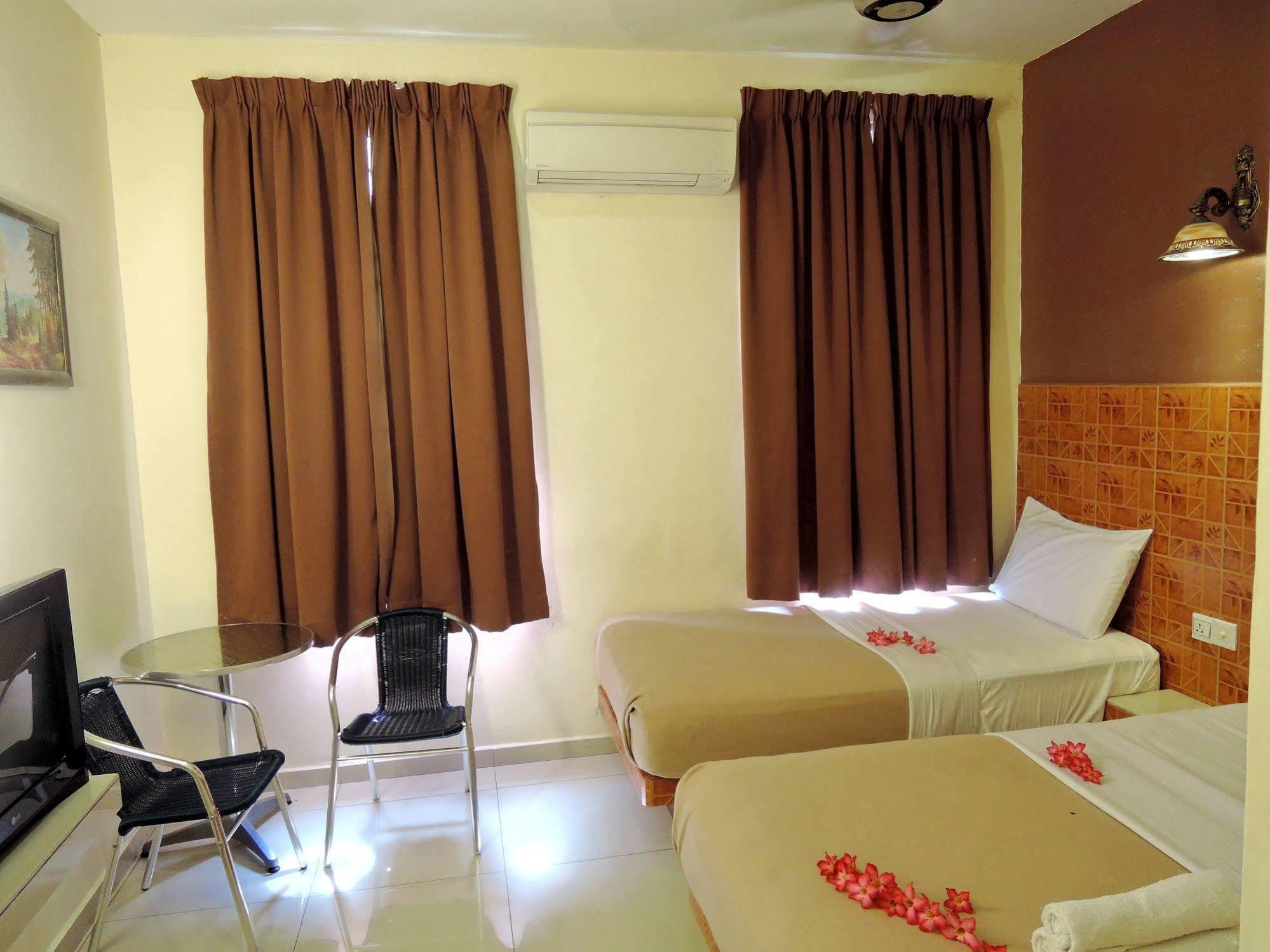 Hotel Seri Nilai Extérieur photo