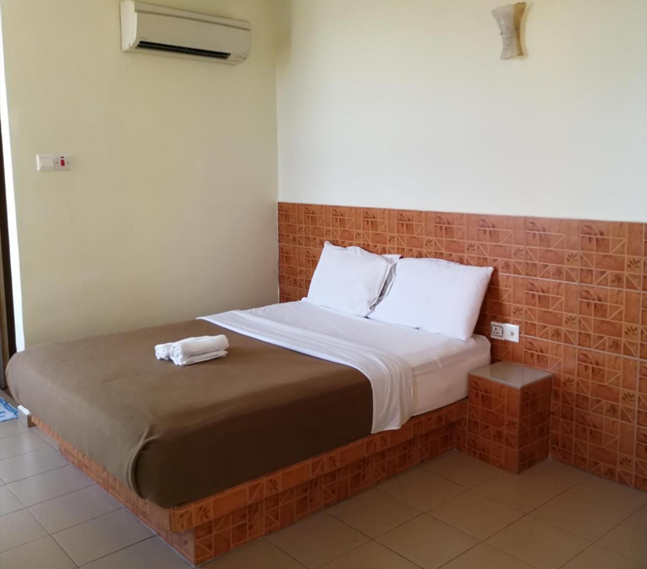 Hotel Seri Nilai Extérieur photo